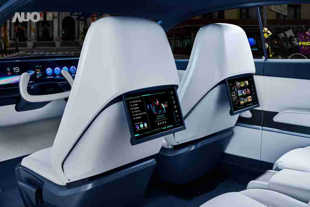 尊龙集团将于CES 展示全新Smart Cockpit 2024，，，，可紧密串连使用者多元需求，，并革新座舱内部的应用和设计，，带来身历其境且引人入胜的视觉飨宴，，满足驾乘人员的全方位体验